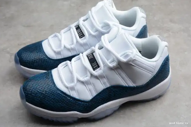 Blue Air Navy 11 Snakeskin CD6846-102 Jordan Low 0503